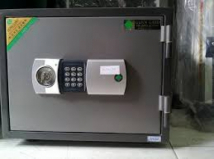 Sửa chữa thay mới khóa két uy tín tại nhà